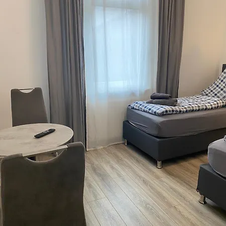 - Free Parking - Wifi - Kitchen Apartament Essen