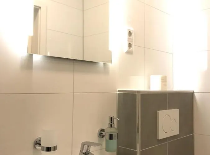 - Free Parking - Wifi - Kitchen * Essen