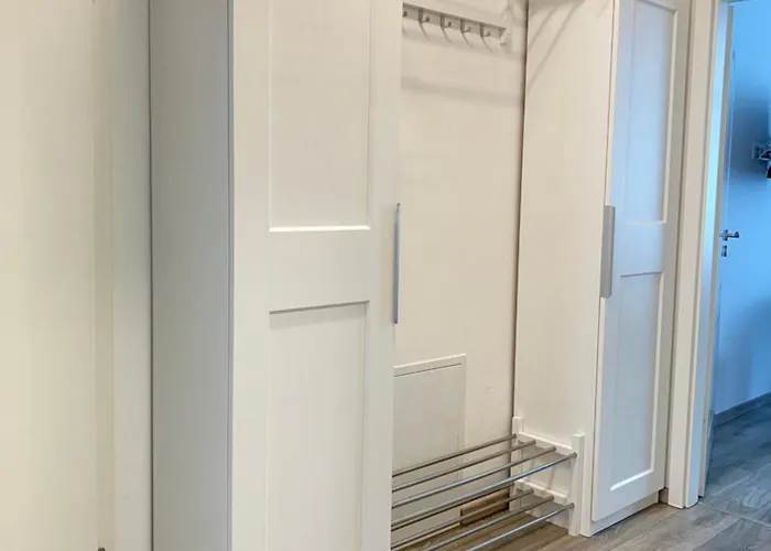 - Free Parking - Wifi - Kitchen Apartment