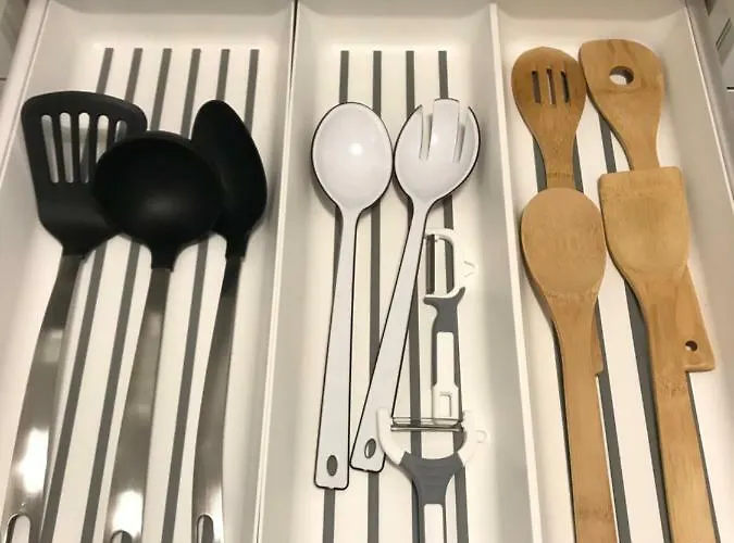 - Free Parking - Wifi - Kitchen * Essen